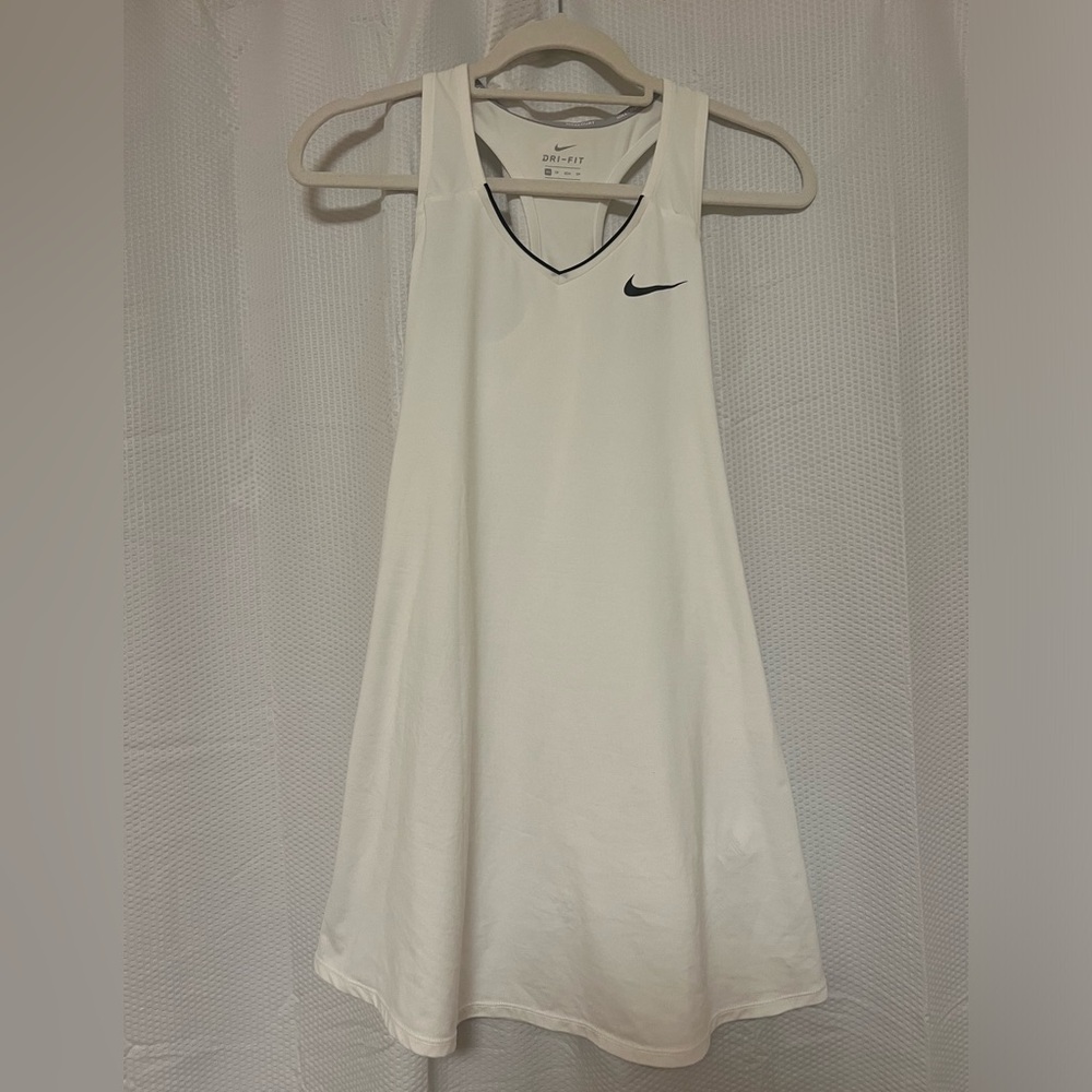 x-small white Nike tennis dress